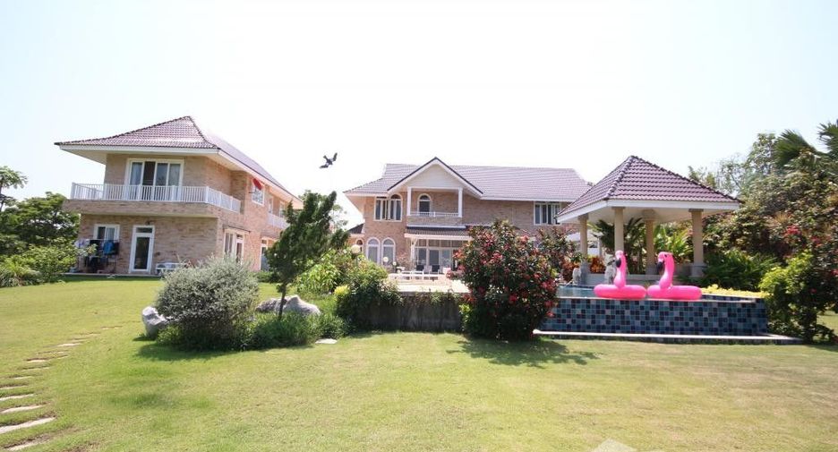 For sale 6 Beds house in Cha Am, Phetchaburi
