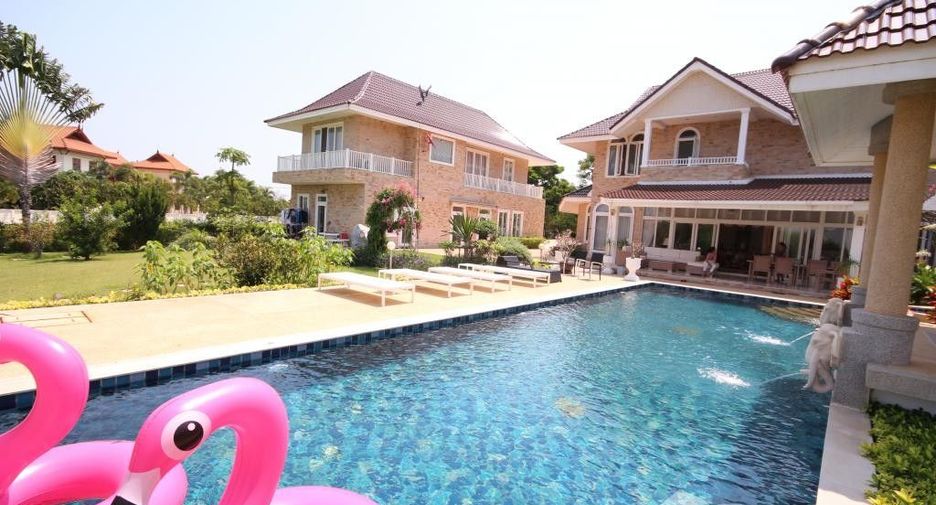 For sale 6 bed house in Cha Am, Phetchaburi