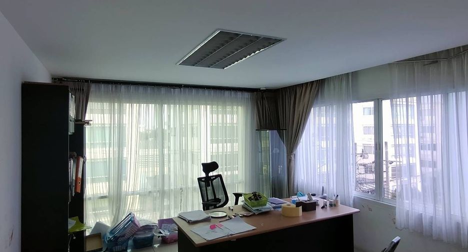 For sale 5 bed office in Bueng Kum, Bangkok
