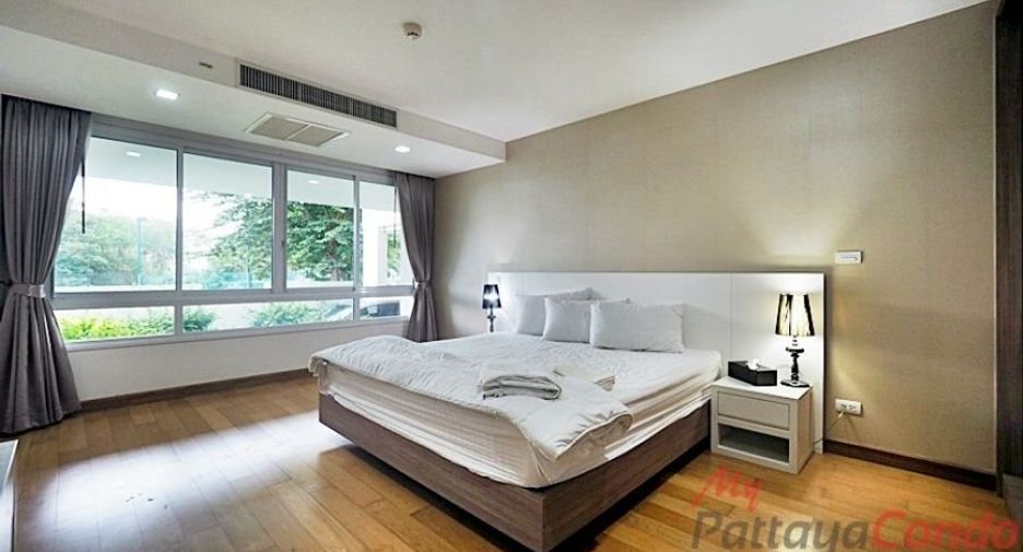 For sale 2 ベッドルーム condo in Bang Lamung, Chonburi