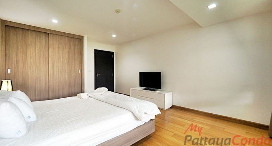 For sale 2 ベッドルーム condo in Bang Lamung, Chonburi