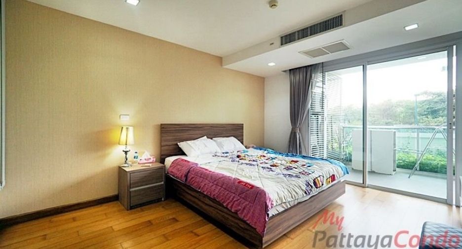 For sale 2 ベッドルーム condo in Bang Lamung, Chonburi