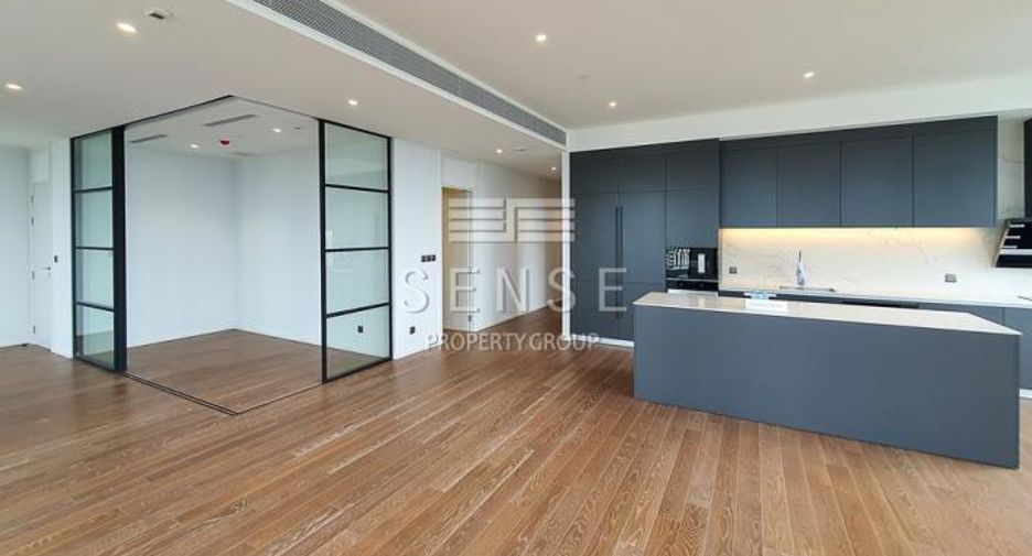 For sale 3 bedrooms condo in Pathum Wan, Bangkok