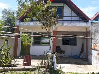 Casa adosada en venta de 2 habitaciones en Tha Yang, Phetchaburi
