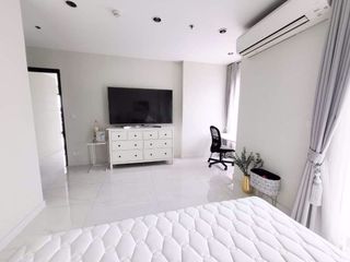 For sale studio condo in Watthana, Bangkok