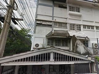 For rent 2 Beds townhouse in Watthana, Bangkok