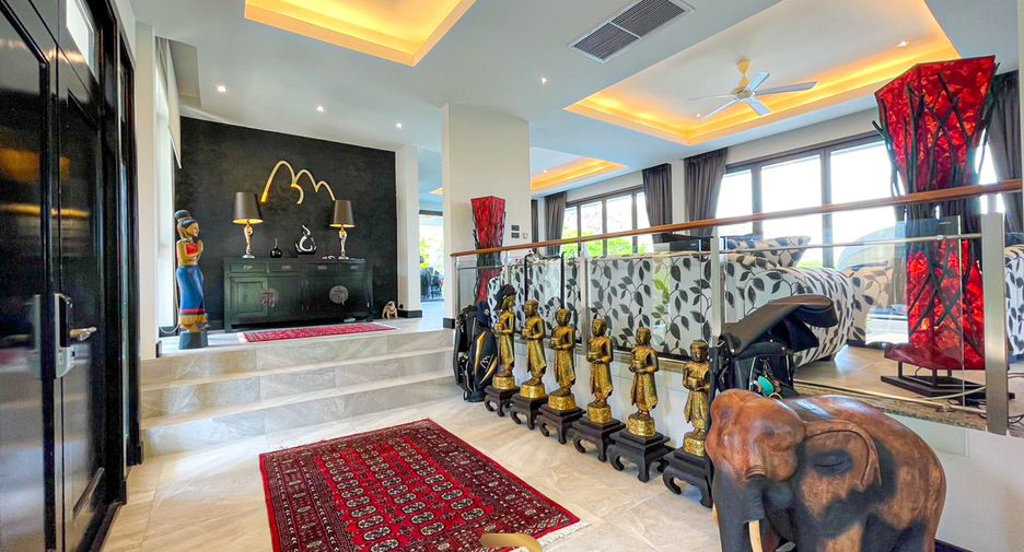 For sale 4 bedrooms villa in Hua Hin, Prachuap Khiri Khan