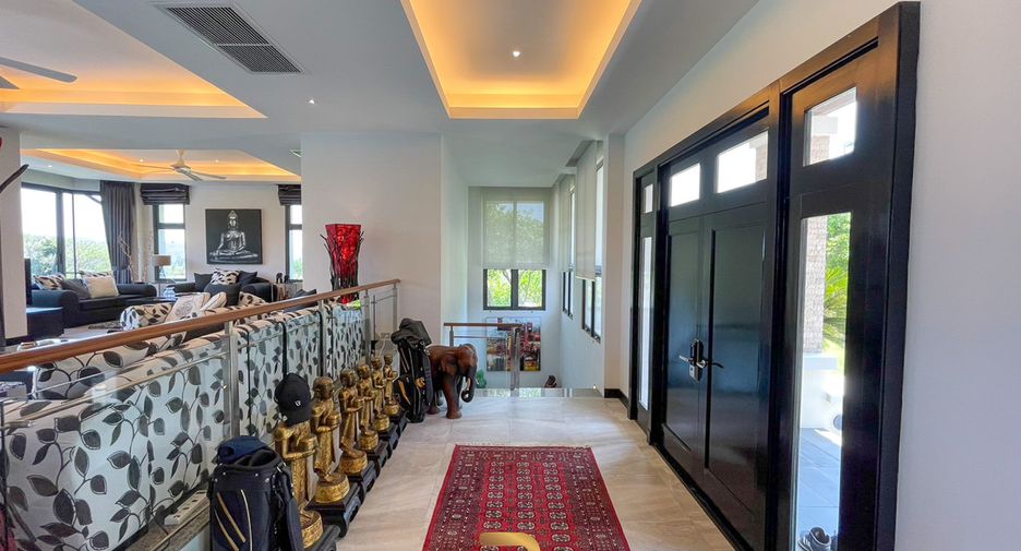 For sale 4 bedrooms villa in Hua Hin, Prachuap Khiri Khan