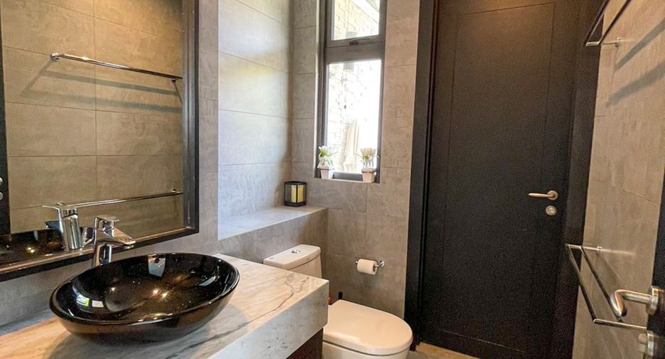 For sale 4 bedrooms villa in Hua Hin, Prachuap Khiri Khan