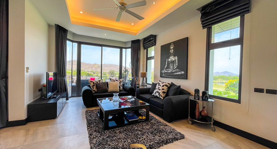 For sale 4 bedrooms villa in Hua Hin, Prachuap Khiri Khan