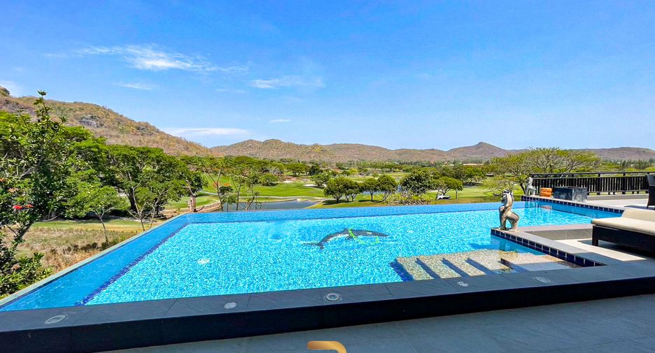 For sale 4 bedrooms villa in Hua Hin, Prachuap Khiri Khan