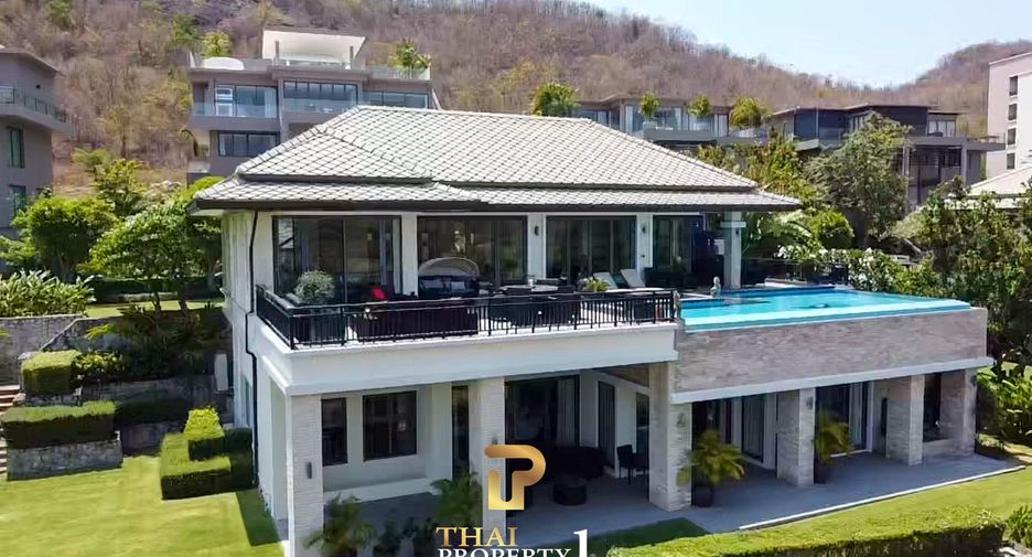 For sale 4 bedrooms villa in Hua Hin, Prachuap Khiri Khan