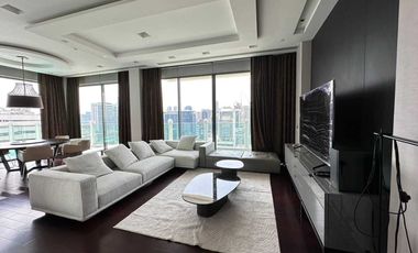 For rent 3 bed condo in Watthana, Bangkok