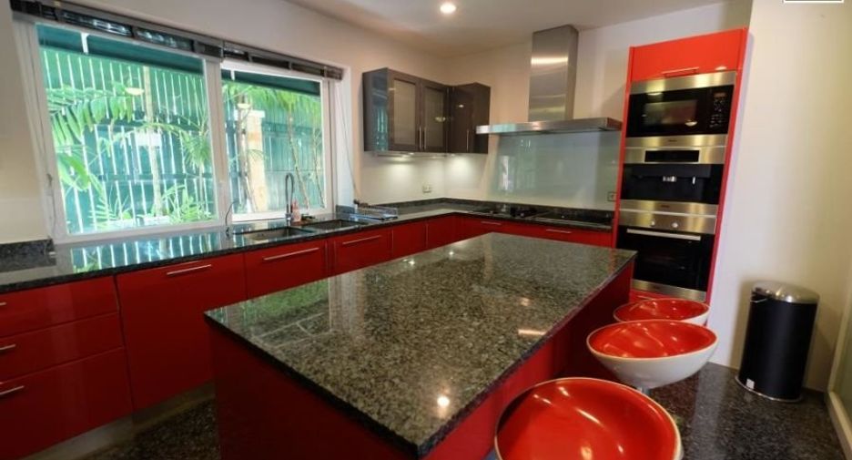 For sale 25 bedrooms retail Space in Kathu, Phuket
