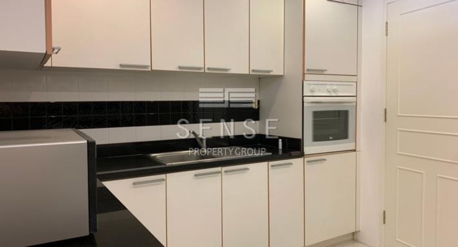 For sale 2 bedrooms condo in Watthana, Bangkok