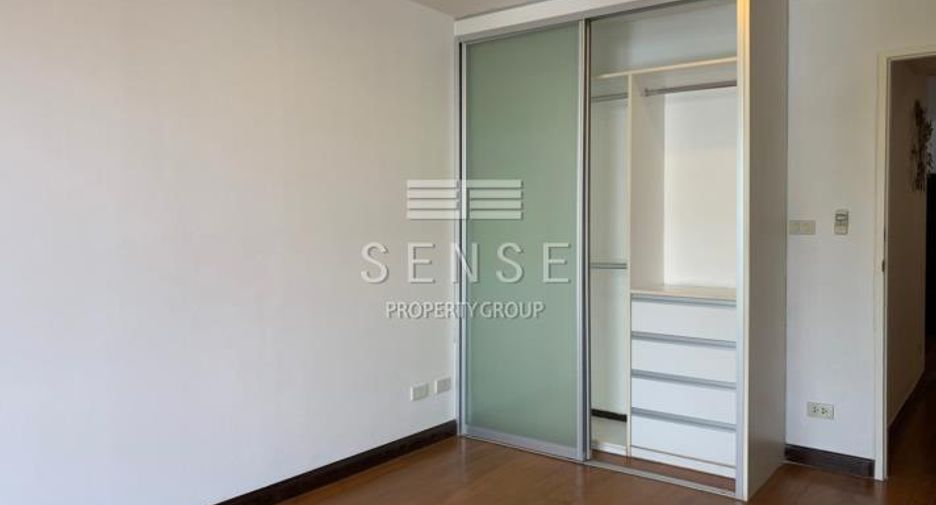 For sale 2 bedrooms condo in Watthana, Bangkok
