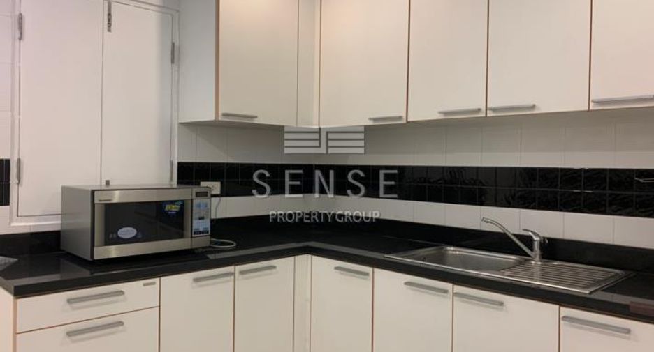 For sale 2 bedrooms condo in Watthana, Bangkok