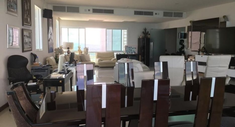 For sale 4 bedrooms condo in Sattahip, Chonburi