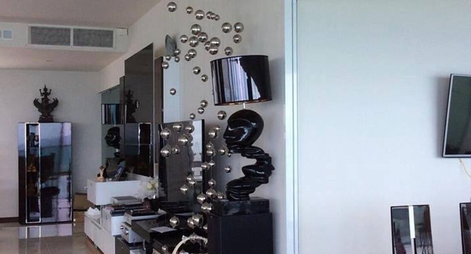 For sale 4 bedrooms condo in Sattahip, Chonburi