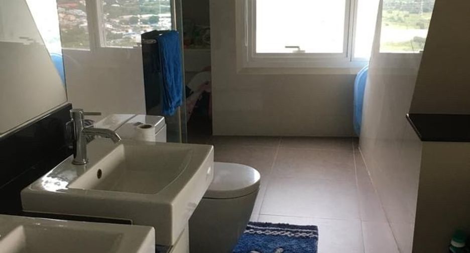 For sale 4 bedrooms condo in Sattahip, Chonburi