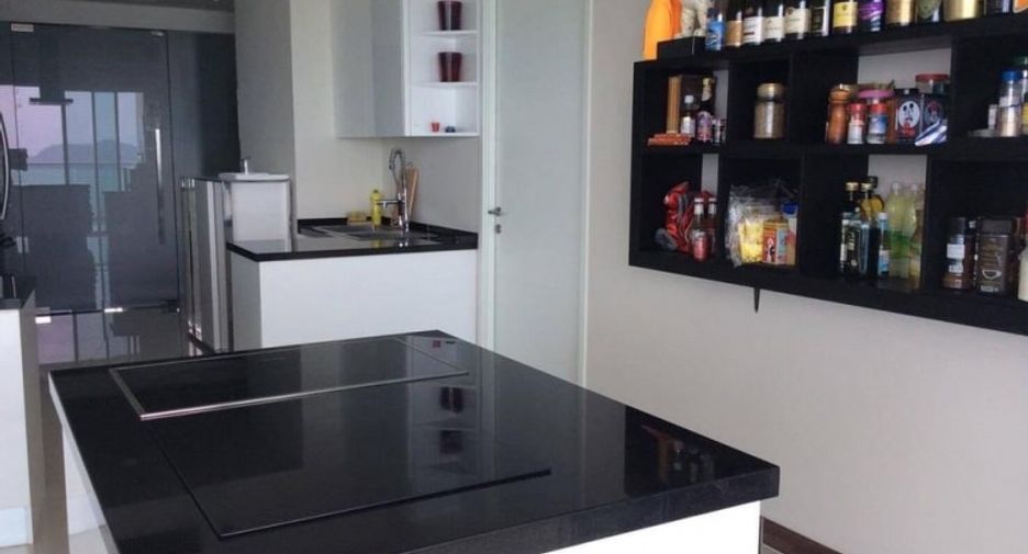 For sale 4 bedrooms condo in Sattahip, Chonburi