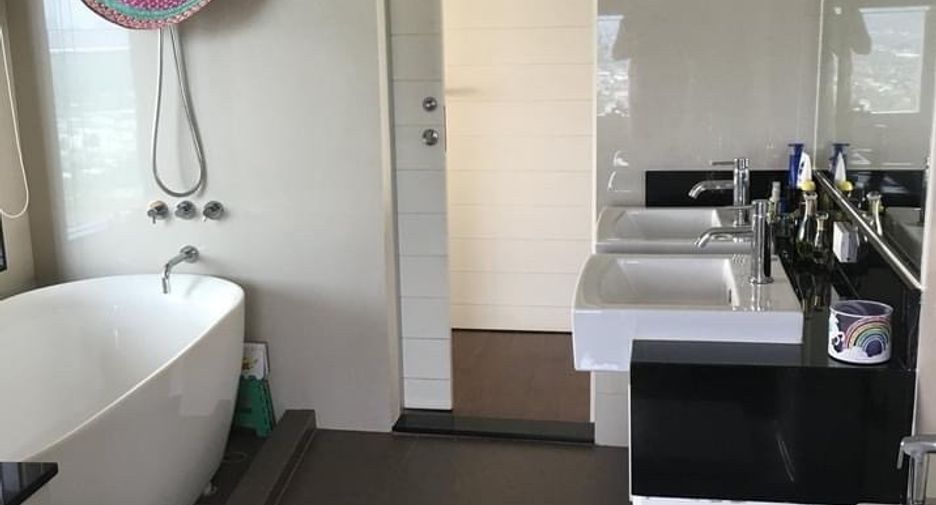 For sale 4 bedrooms condo in Sattahip, Chonburi