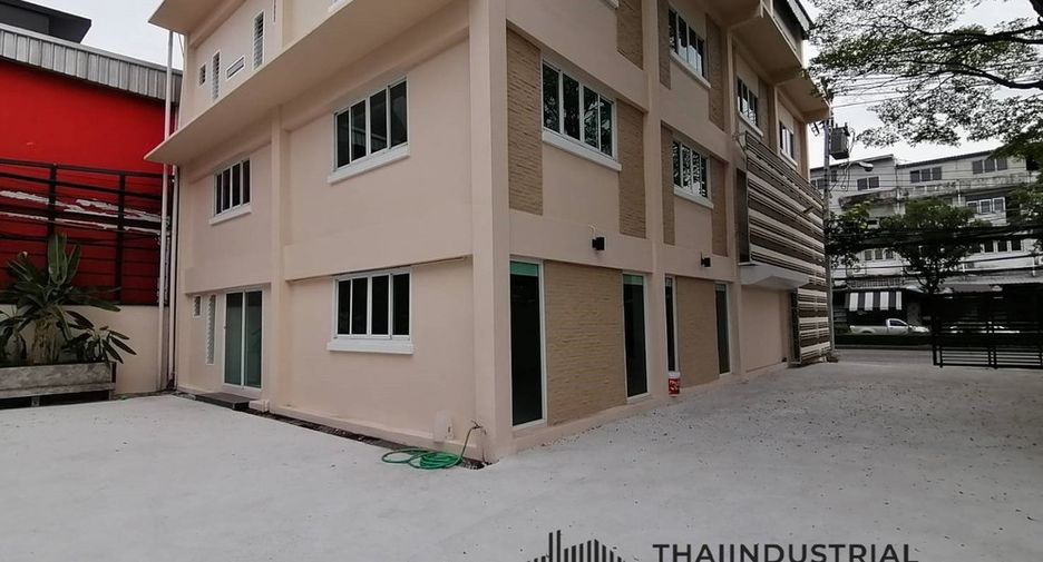 For rent warehouse in Prawet, Bangkok