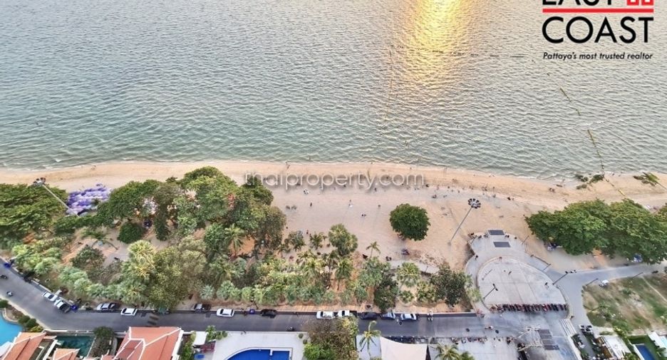 For sale studio condo in Pratumnak, Pattaya