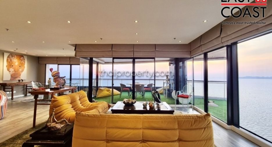 For sale studio condo in Pratumnak, Pattaya