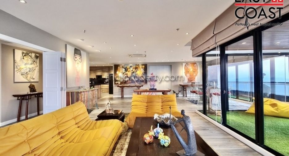 For sale studio condo in Pratumnak, Pattaya