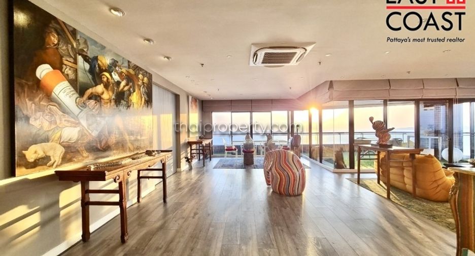 For sale studio condo in Pratumnak, Pattaya