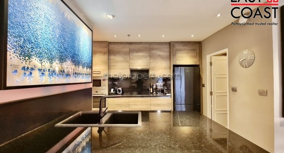 For sale studio condo in Pratumnak, Pattaya