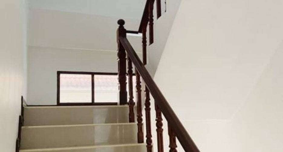For rent 4 ベッドルーム house in Phra Nakhon, Bangkok