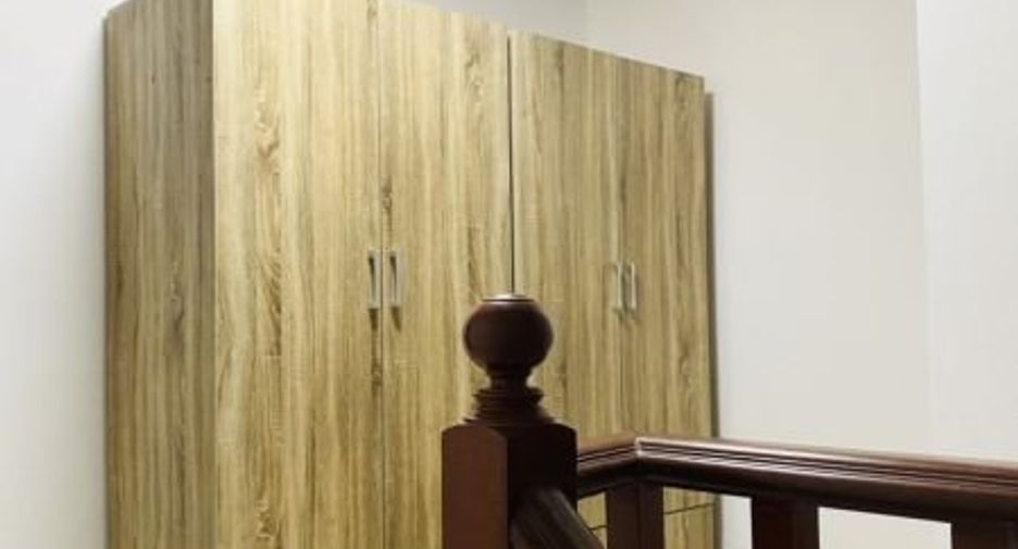 For rent 4 ベッドルーム house in Phra Nakhon, Bangkok