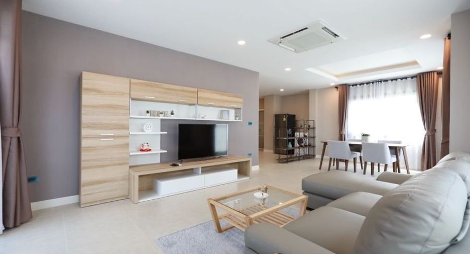 For rent 3 bedrooms house in Bang Lamung, Chonburi