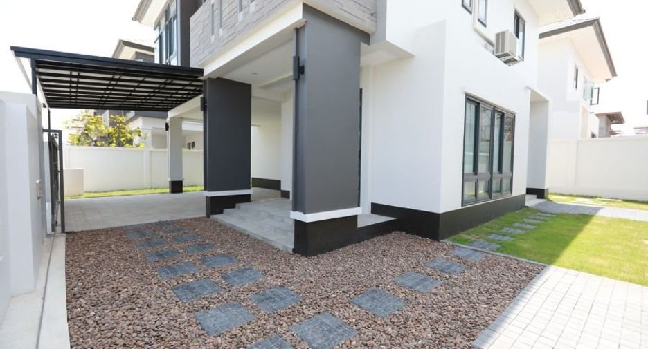 For rent 3 bedrooms house in Bang Lamung, Chonburi