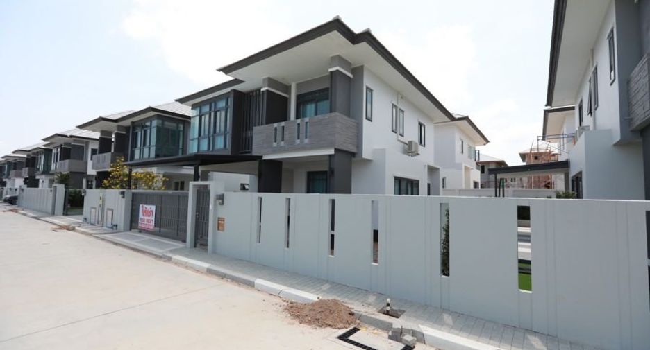 For rent 3 bedrooms house in Bang Lamung, Chonburi