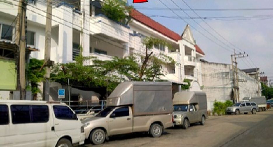 For sale warehouse in Sam Phran, Nakhon Pathom