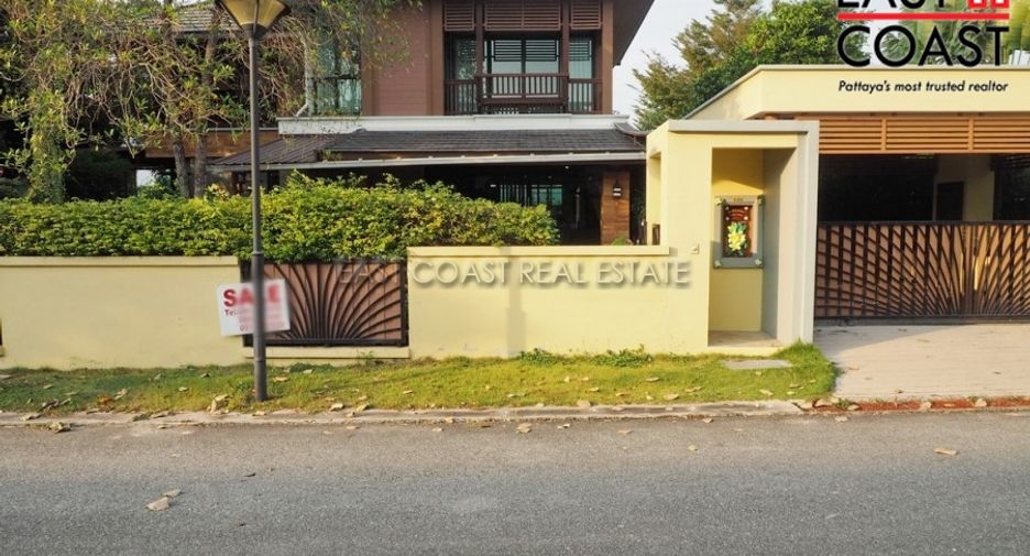 For sale 4 bedrooms house in Bang Lamung, Chonburi