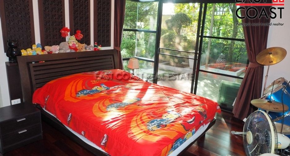 For sale 4 bedrooms house in Bang Lamung, Chonburi