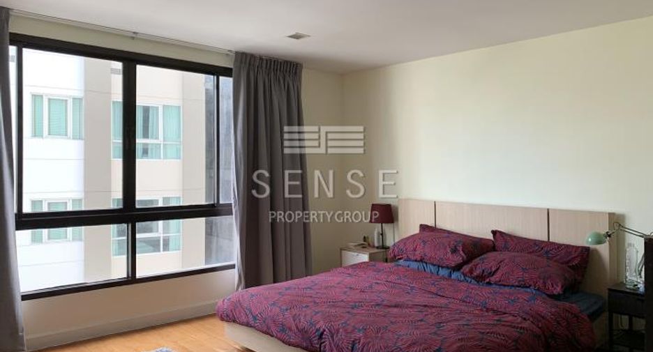 For rent 2 bedrooms condo in Watthana, Bangkok