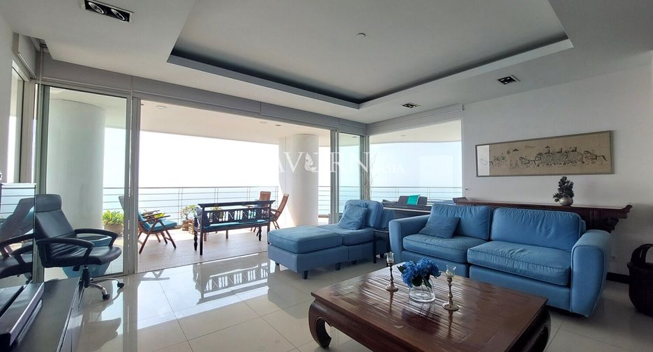 For sale 4 bedrooms condo in Bang Lamung, Chonburi