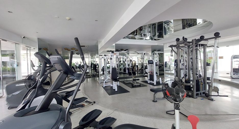 For sale 4 bedrooms condo in Bang Lamung, Chonburi