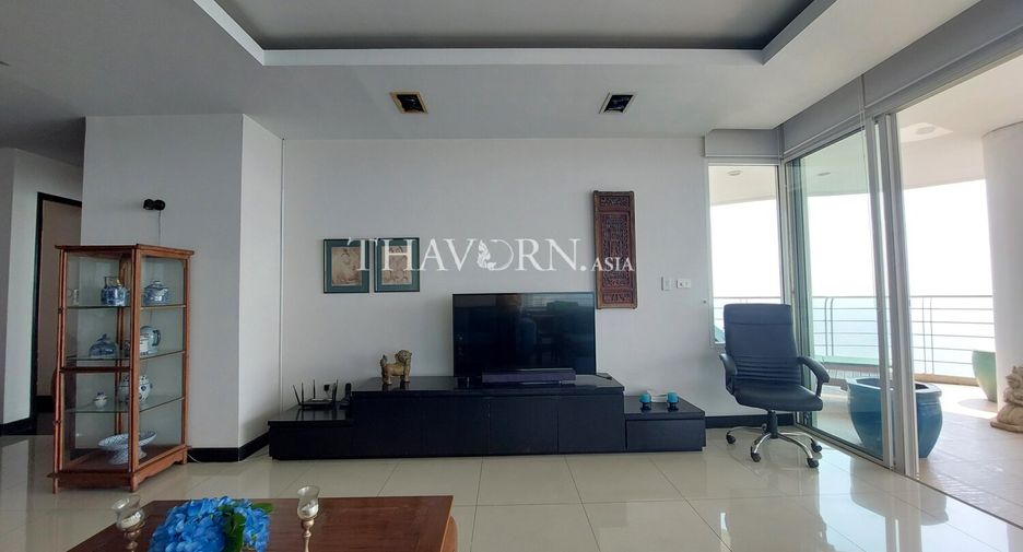 For sale 4 bedrooms condo in Bang Lamung, Chonburi