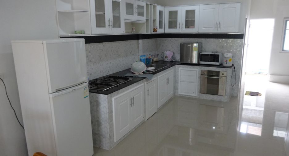Casa en venta de 3 habitaciones en Lam Luk Ka, Pathum Thani