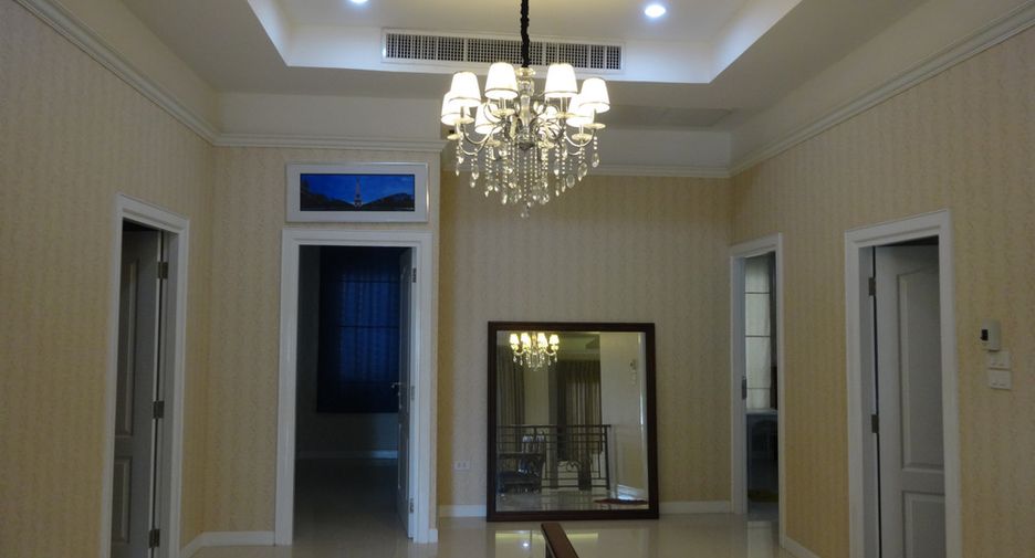 Casa en venta de 3 habitaciones en Lam Luk Ka, Pathum Thani