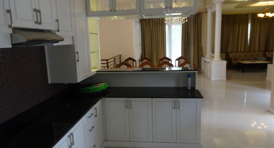 Casa en venta de 3 habitaciones en Lam Luk Ka, Pathum Thani