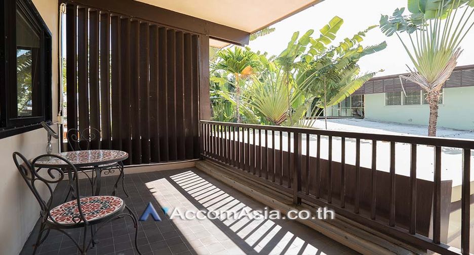 For rent 5 bed house in Khlong Toei, Bangkok