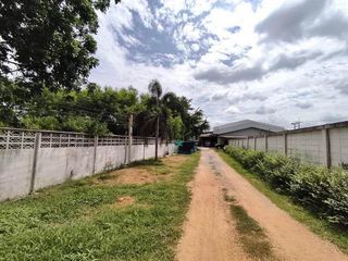 For sale warehouse in Lat Lum Kaeo, Pathum Thani