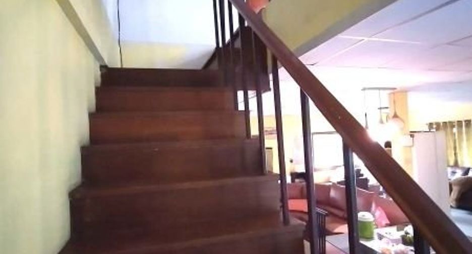 For sale 3 bedrooms townhouse in Mueang Pathum Thani, Pathum Thani